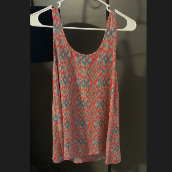 Clothes - Picture 4 of 8